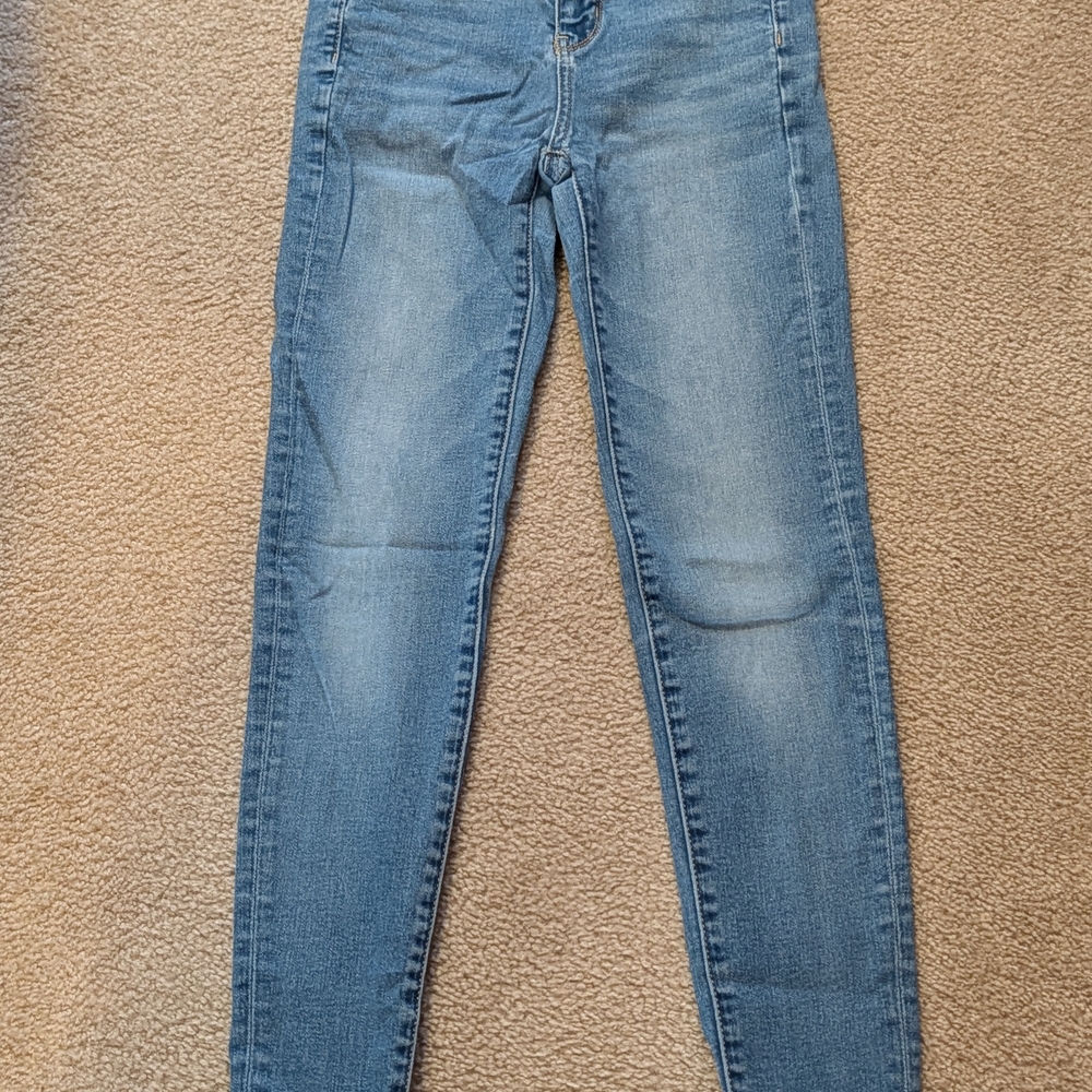 American Eagle Outfitters Light Blue Skinny Jeans